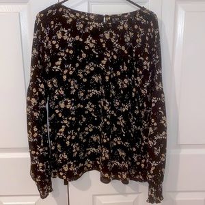 Black floral blouse w float sleeves by ANA